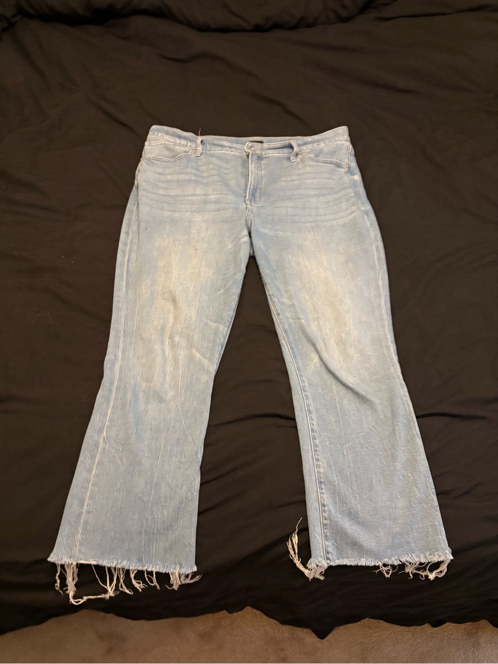 Light Wash Women's cropped Jeans - Light Blue Flare